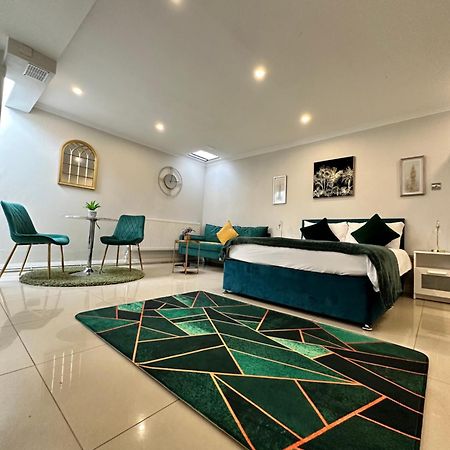 Luxury Studio Apartment Harrow on the Hill Extérieur photo