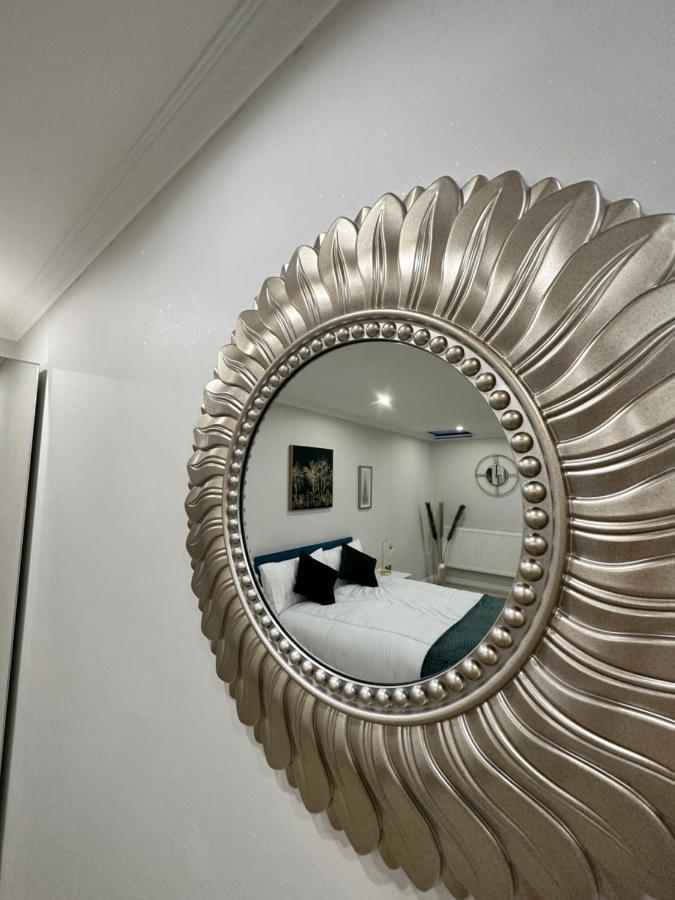 Luxury Studio Apartment Harrow on the Hill Extérieur photo