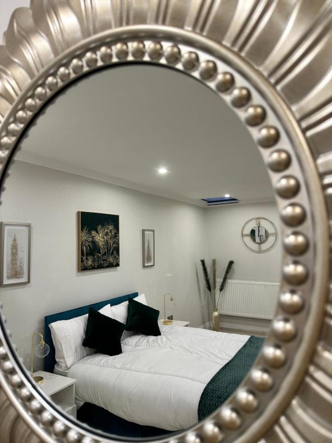 Luxury Studio Apartment Harrow on the Hill Extérieur photo