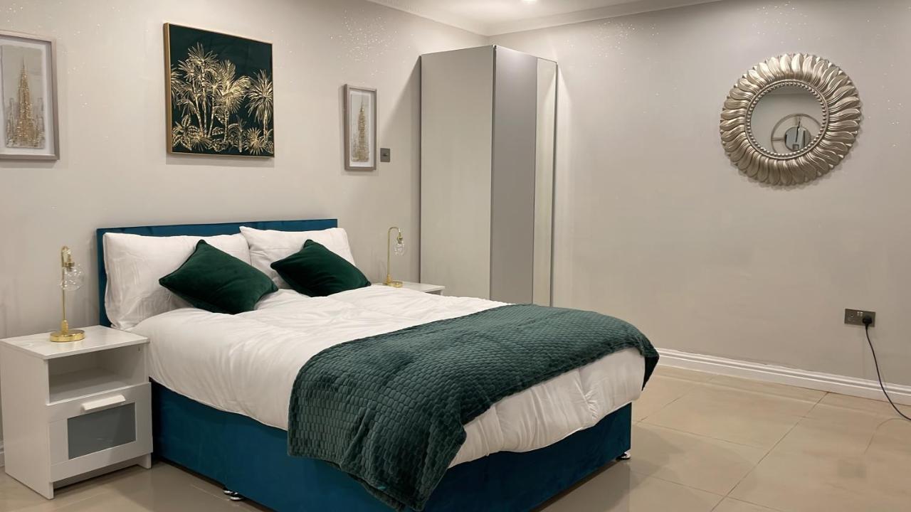 Luxury Studio Apartment Harrow on the Hill Extérieur photo
