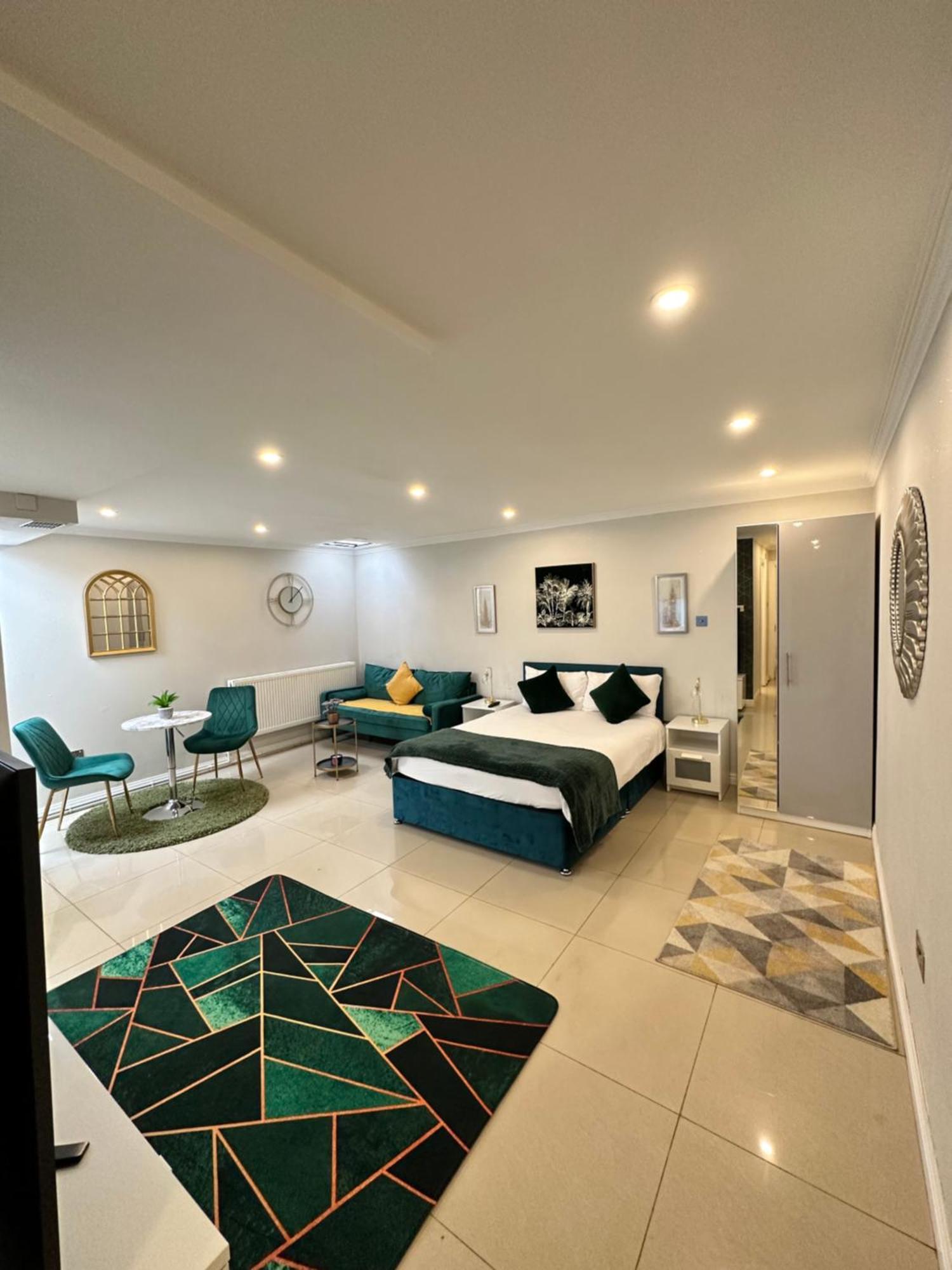 Luxury Studio Apartment Harrow on the Hill Extérieur photo