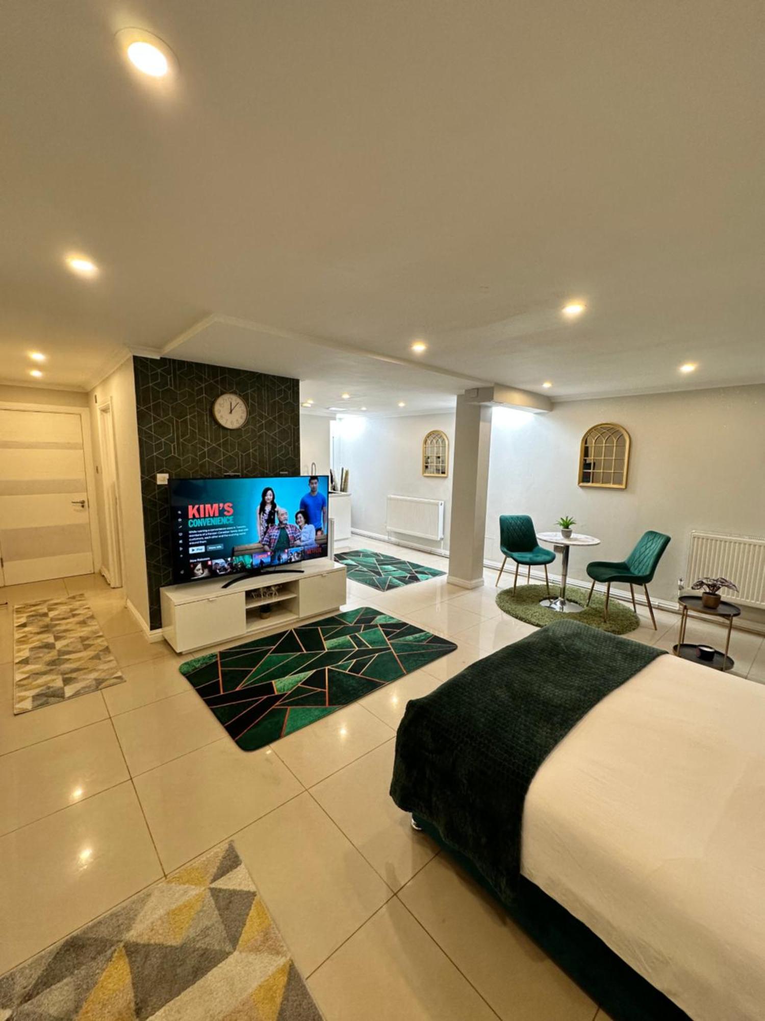 Luxury Studio Apartment Harrow on the Hill Extérieur photo