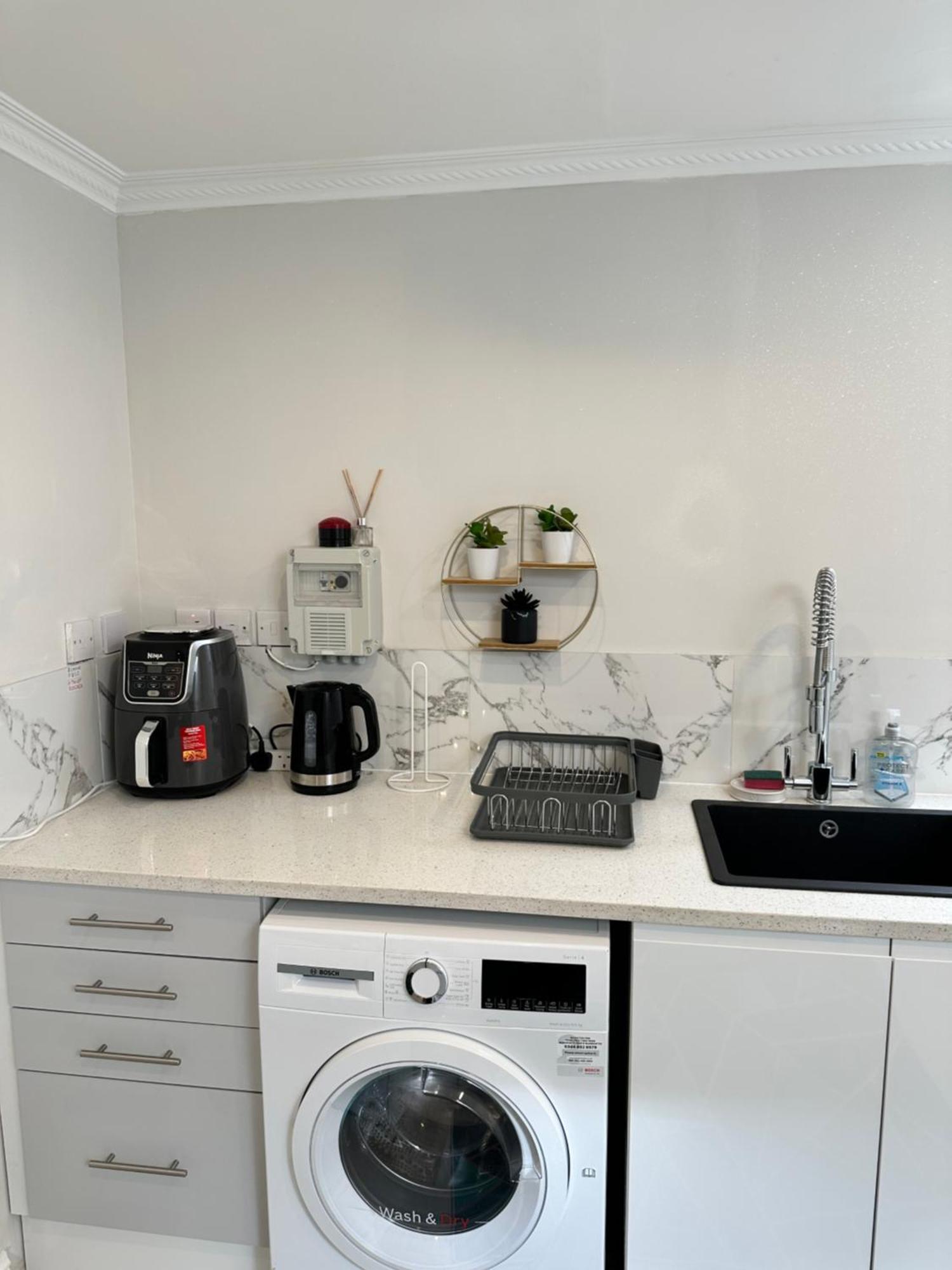 Luxury Studio Apartment Harrow on the Hill Extérieur photo