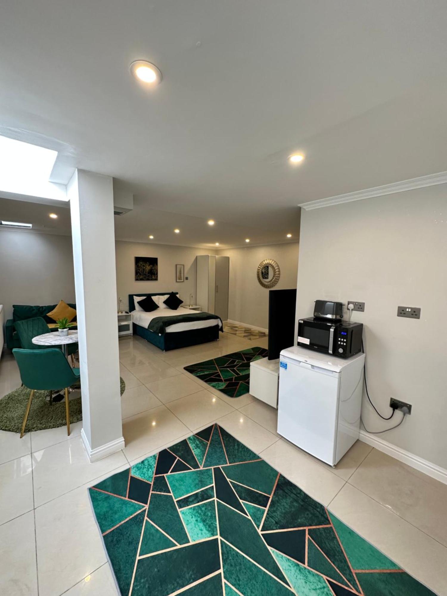 Luxury Studio Apartment Harrow on the Hill Extérieur photo