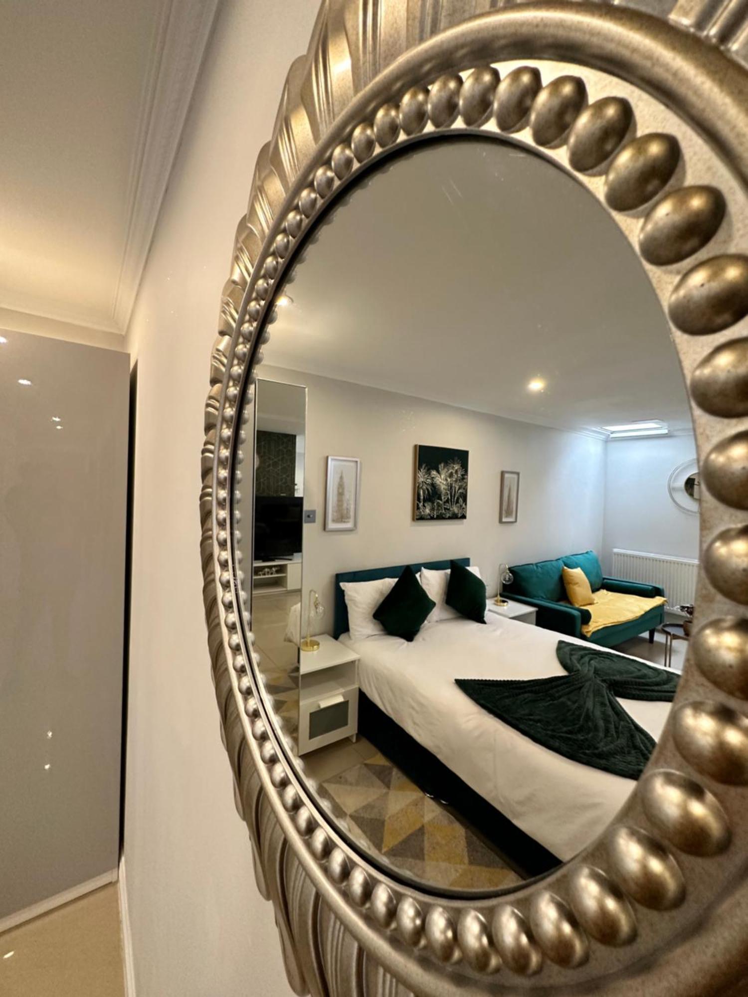 Luxury Studio Apartment Harrow on the Hill Extérieur photo