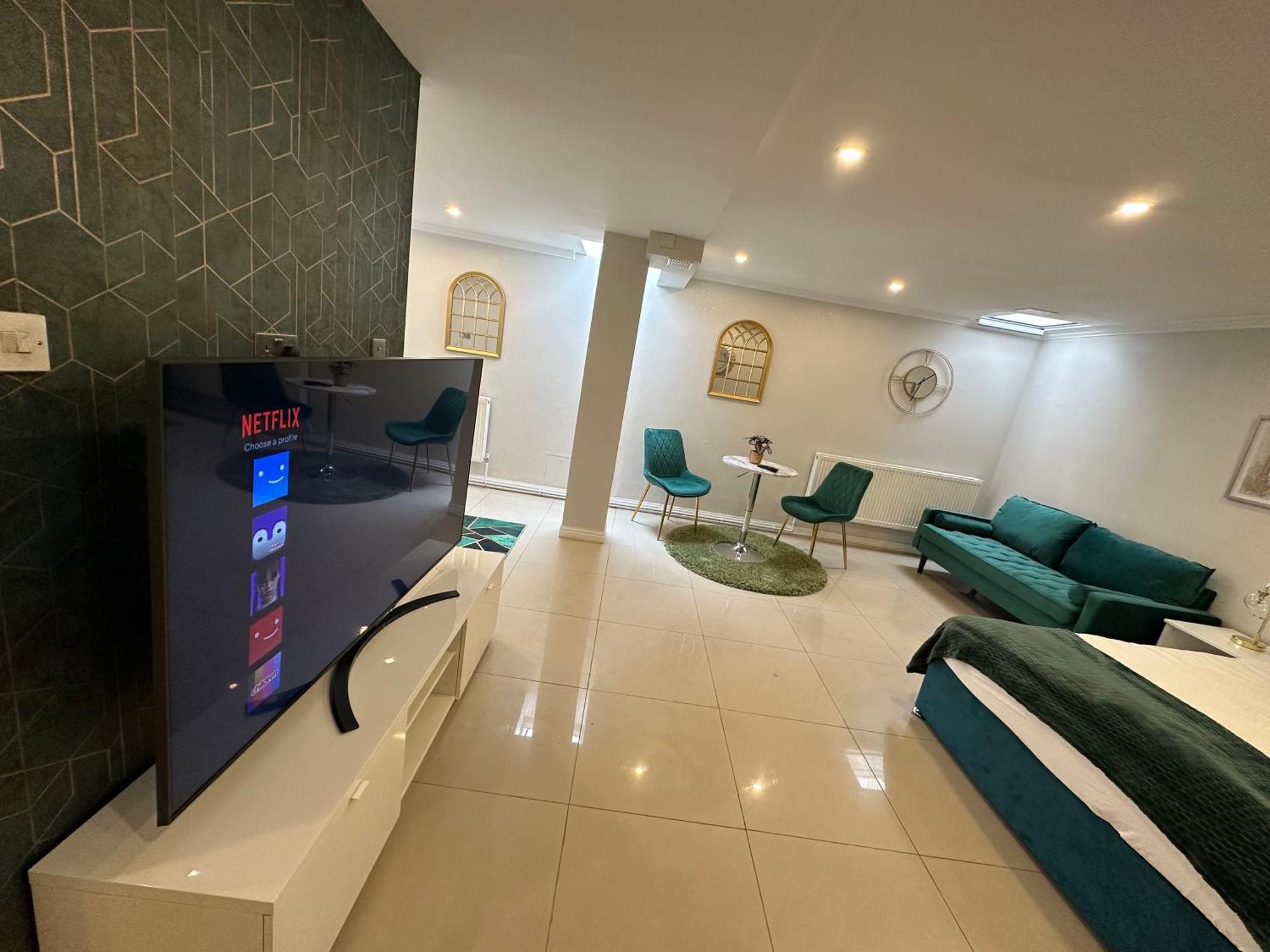 Luxury Studio Apartment Harrow on the Hill Extérieur photo