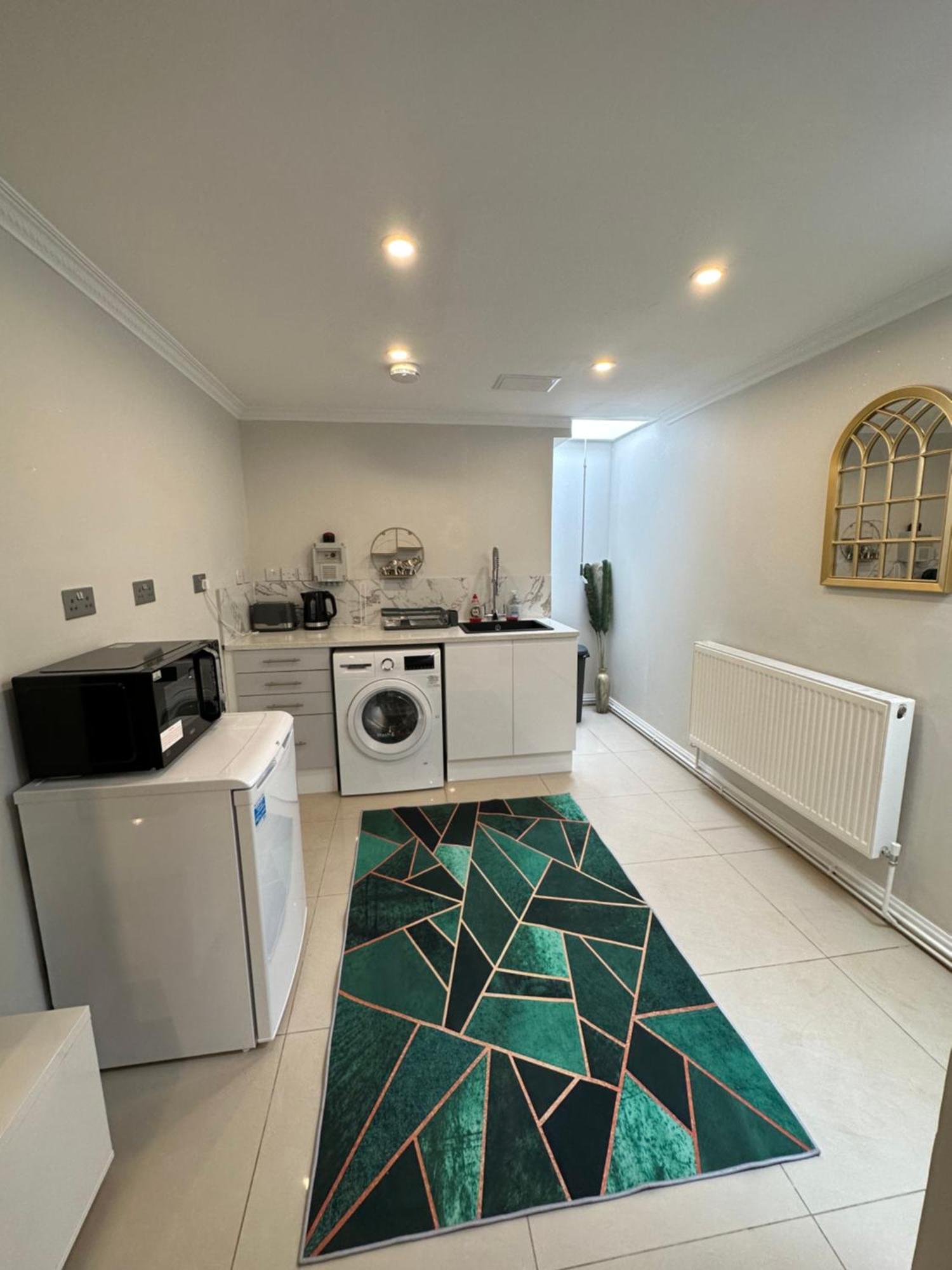 Luxury Studio Apartment Harrow on the Hill Extérieur photo