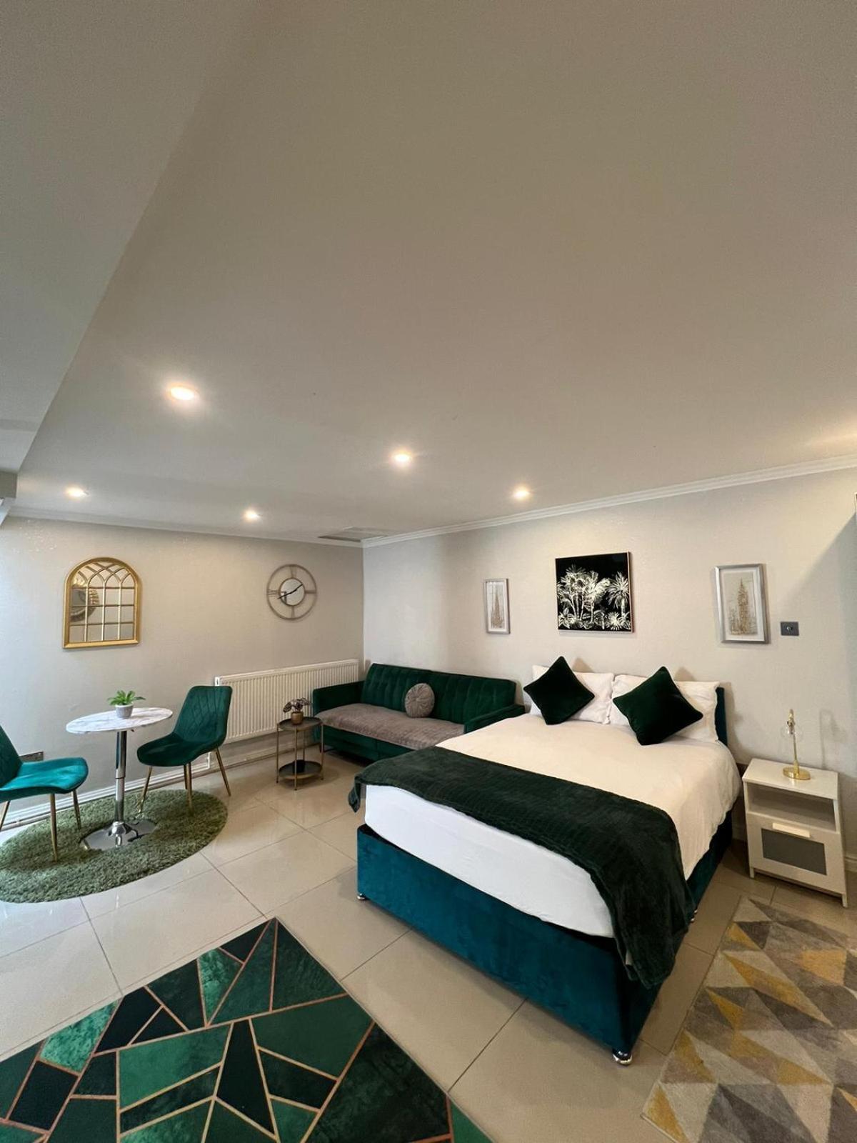 Luxury Studio Apartment Harrow on the Hill Extérieur photo